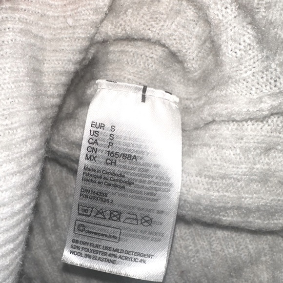 H&M ribbed grey beige wool blend sweater - Picture 6 of 6